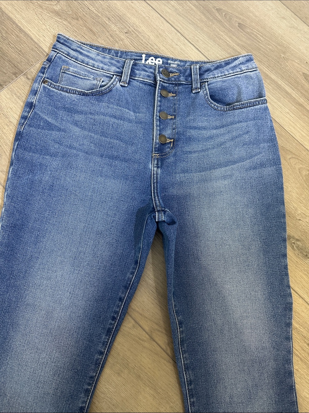 Lee Heritage Regular fit Skinny High-Rise Jeans - Denim Blue. 12 M